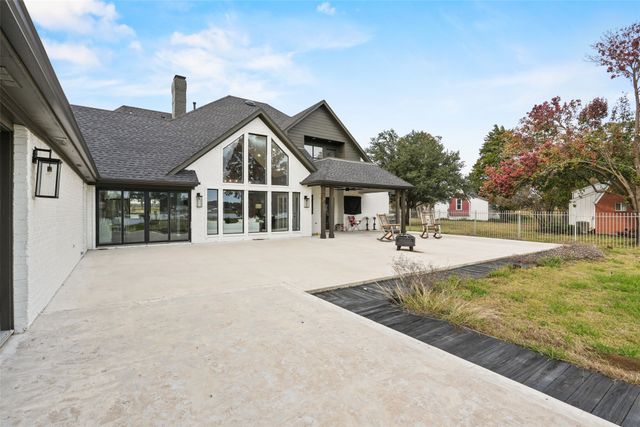 123 SE County Road 3147, Corsicana, TX 75109