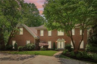 210 Willow Lake Cove, Roswell, GA 30075