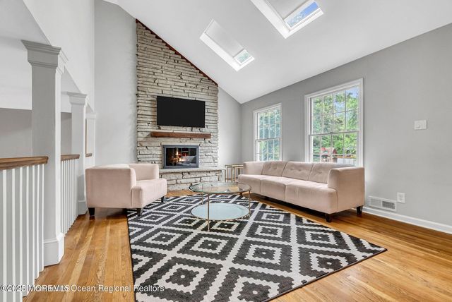 1 Barbara Lane, Oakhurst, NJ 07755