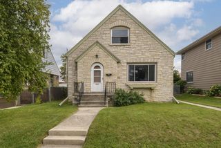 812 Marshall AVENUE, South Milwaukee, WI 53172