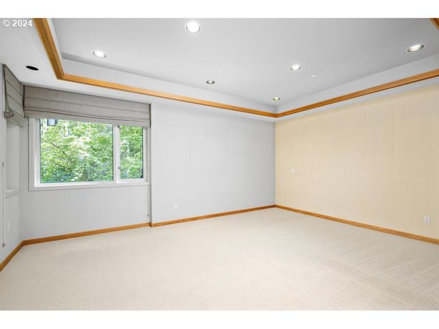 2020 Sw MARKET STREET Dr 101, Portland, OR 97201
