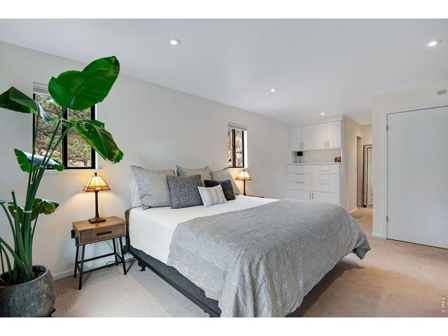 8394 Larkspur Rd, Boulder, CO 80302