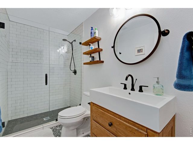 8394 Larkspur Rd, Boulder, CO 80302