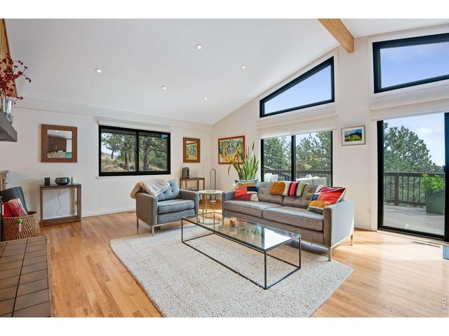 8394 Larkspur Rd, Boulder, CO 80302