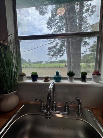 83 Westlake Road, Trinity, TX 75862
