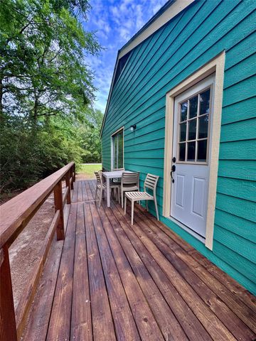 83 Westlake Road, Trinity, TX 75862