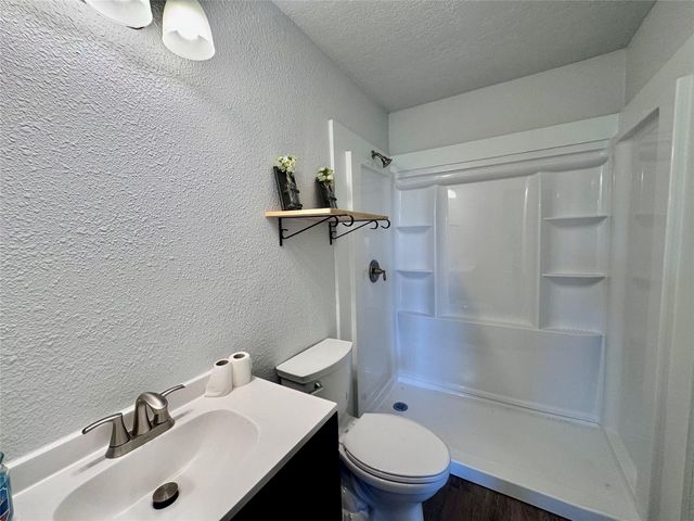83 Westlake Road, Trinity, TX 75862
