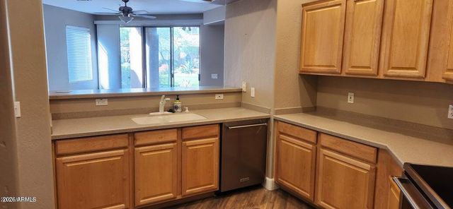 11500 E COCHISE Drive 1100, Scottsdale, AZ 85259