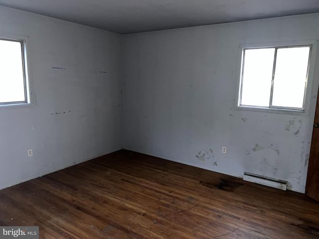 334 W RIDGE RD, Nottingham, PA 19362