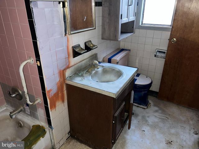 334 W RIDGE RD, Nottingham, PA 19362