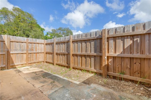 567 NW 90th St 3, El Portal, FL 33150