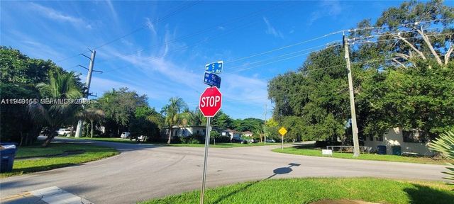 567 NW 90th St 3, El Portal, FL 33150