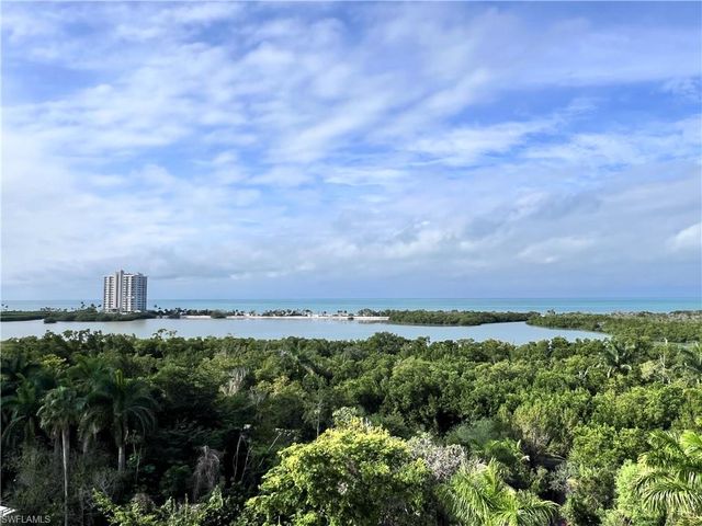5550 Heron Point DR 704, Naples, FL 34108
