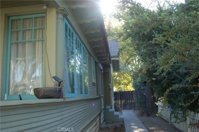 4162 CHESTNUT Street, Riverside, CA 92501