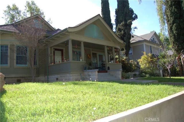 4162 CHESTNUT Street, Riverside, CA 92501