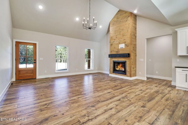 340 Annabelle Way, Jamestown, TN 38556