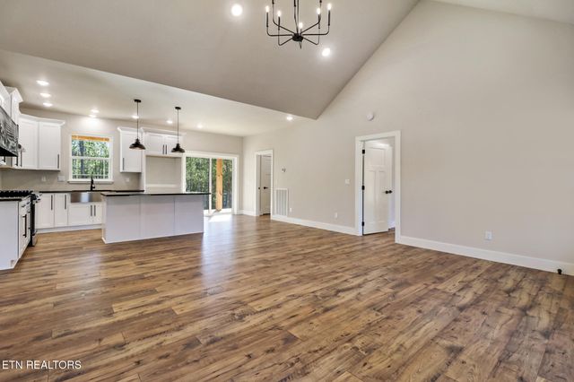 340 Annabelle Way, Jamestown, TN 38556