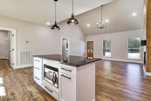 340 Annabelle Way, Jamestown, TN 38556