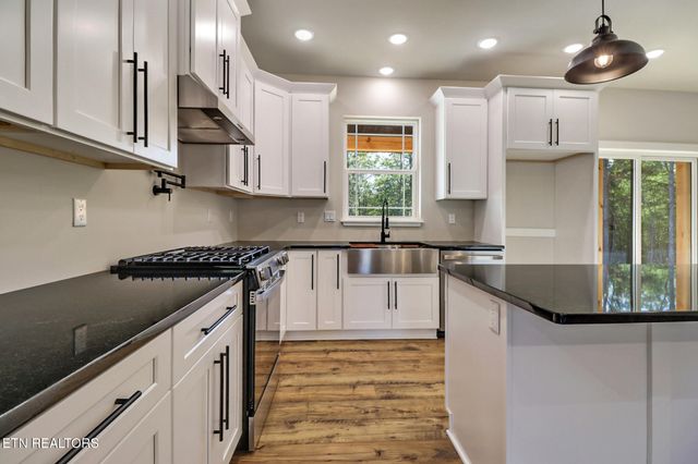 340 Annabelle Way, Jamestown, TN 38556