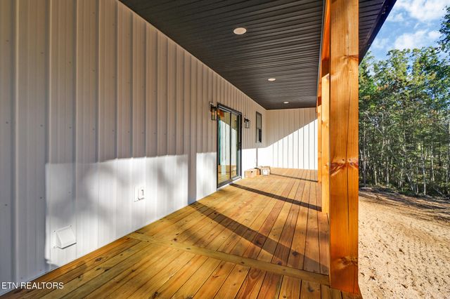 340 Annabelle Way, Jamestown, TN 38556