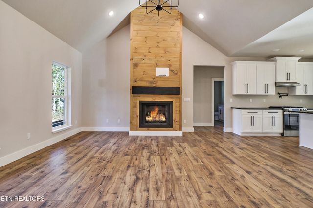 340 Annabelle Way, Jamestown, TN 38556