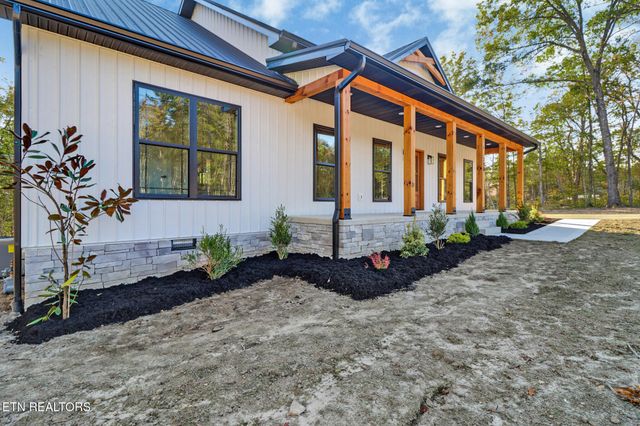 340 Annabelle Way, Jamestown, TN 38556