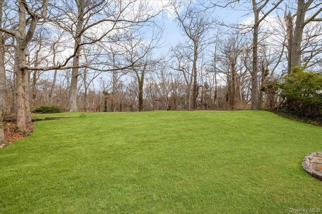 8 Skyline Drive, Huntington, NY 11743