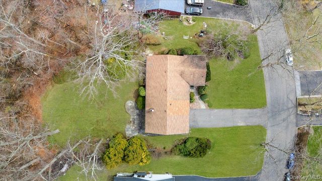 8 Skyline Drive, Huntington, NY 11743