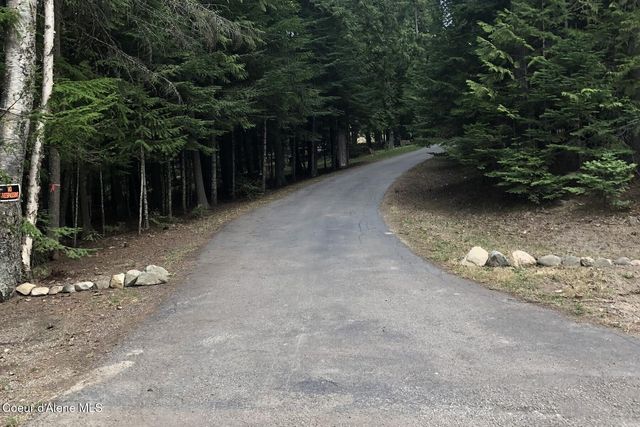 177 Hawkins Spur Rd, Sagle, ID 83860