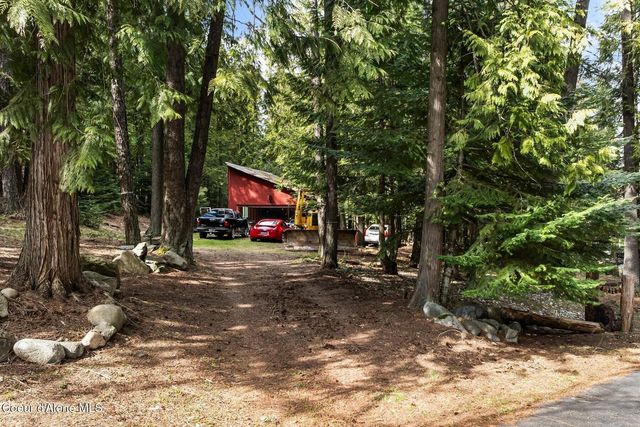 177 Hawkins Spur Rd, Sagle, ID 83860