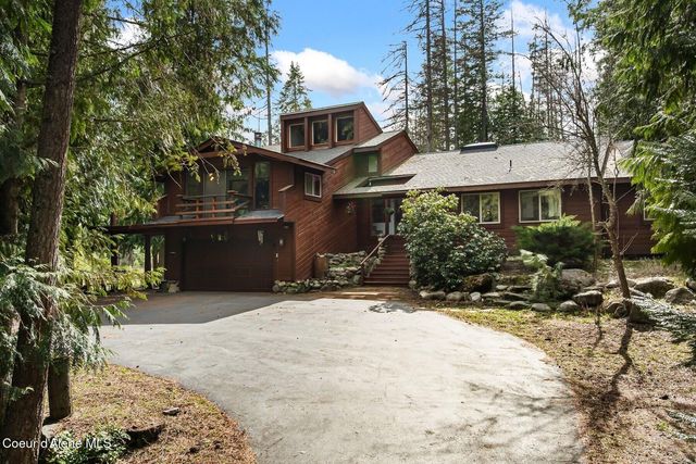 177 Hawkins Spur Rd, Sagle, ID 83860
