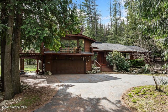 177 Hawkins Spur Rd, Sagle, ID 83860