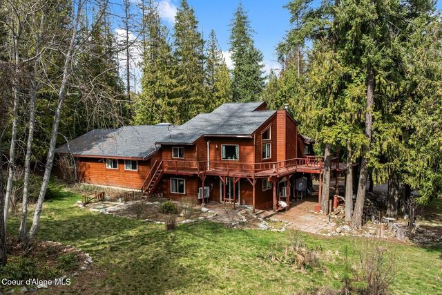 177 Hawkins Spur Rd, Sagle, ID 83860