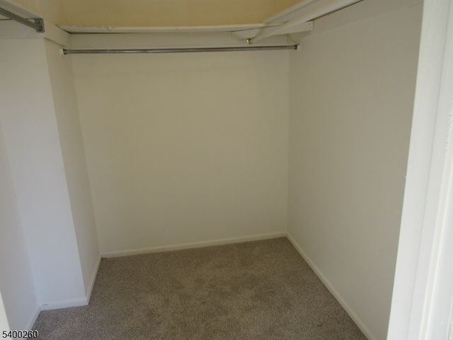 32 Lafayette Ct, North Brunswick Twp., NJ 08902