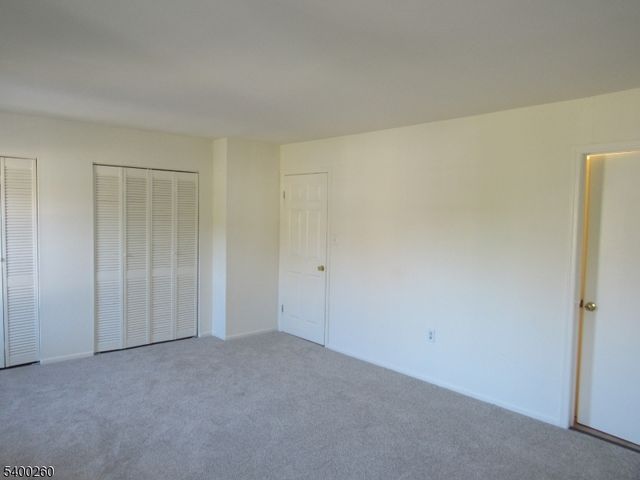 32 Lafayette Ct, North Brunswick Twp., NJ 08902