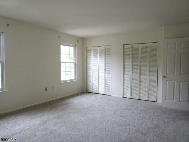 32 Lafayette Ct, North Brunswick Twp., NJ 08902