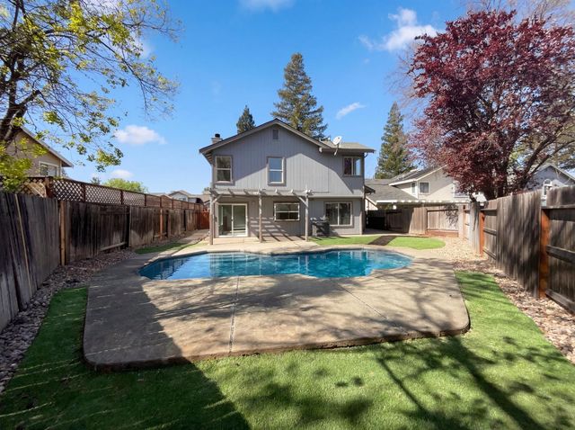 8520 Morning Skye Way, Antelope, CA 95843