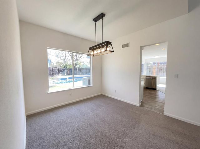 8520 Morning Skye Way, Antelope, CA 95843