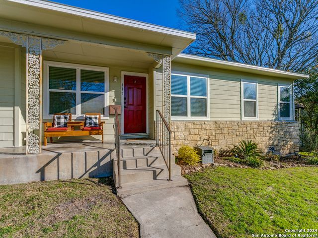 107 BLAKELEY DR, San Antonio, TX 78209