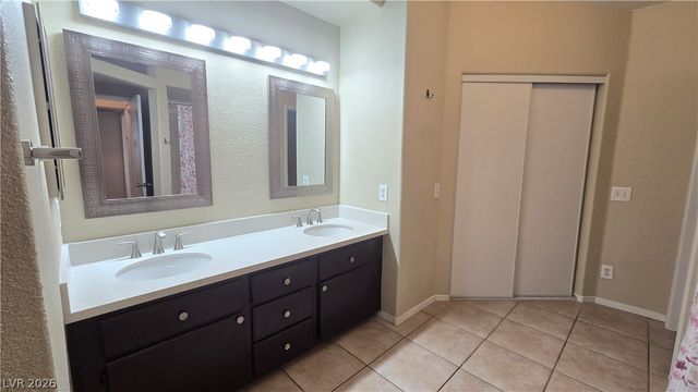 6805 Coral Rock Drive, Las Vegas, NV 89108