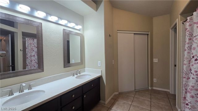 6805 Coral Rock Drive, Las Vegas, NV 89108
