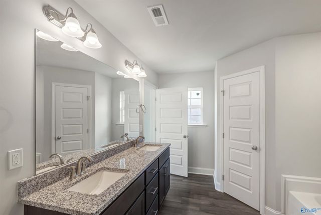 14211 Wildflower Drive, Harvest, AL 35749