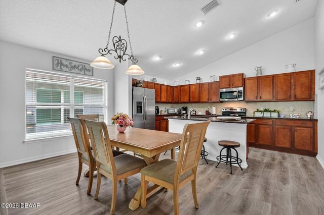6805 Vintage Lane, Port Orange, FL 32128