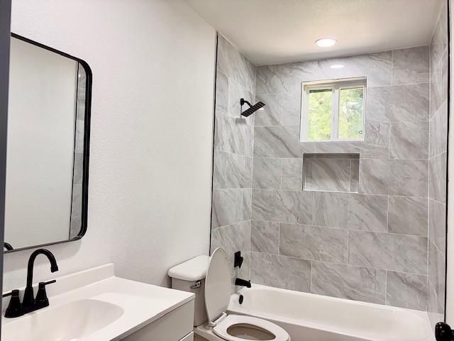 317 San Jacinto Street, La Porte, TX 77571