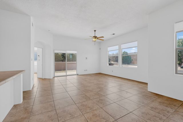 41 Bosquecillo, Santa Fe, NM 87508