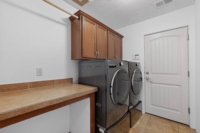 41 Bosquecillo, Santa Fe, NM 87508