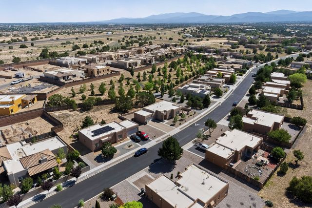 41 Bosquecillo, Santa Fe, NM 87508