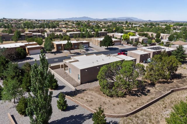 41 Bosquecillo, Santa Fe, NM 87508