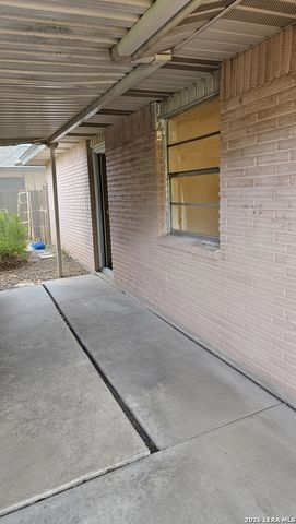 4806 WYCLIFF DR, San Antonio, TX 78220