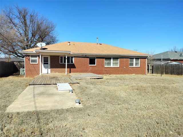 1505 W Shuttee Street, El Reno, OK 73036
